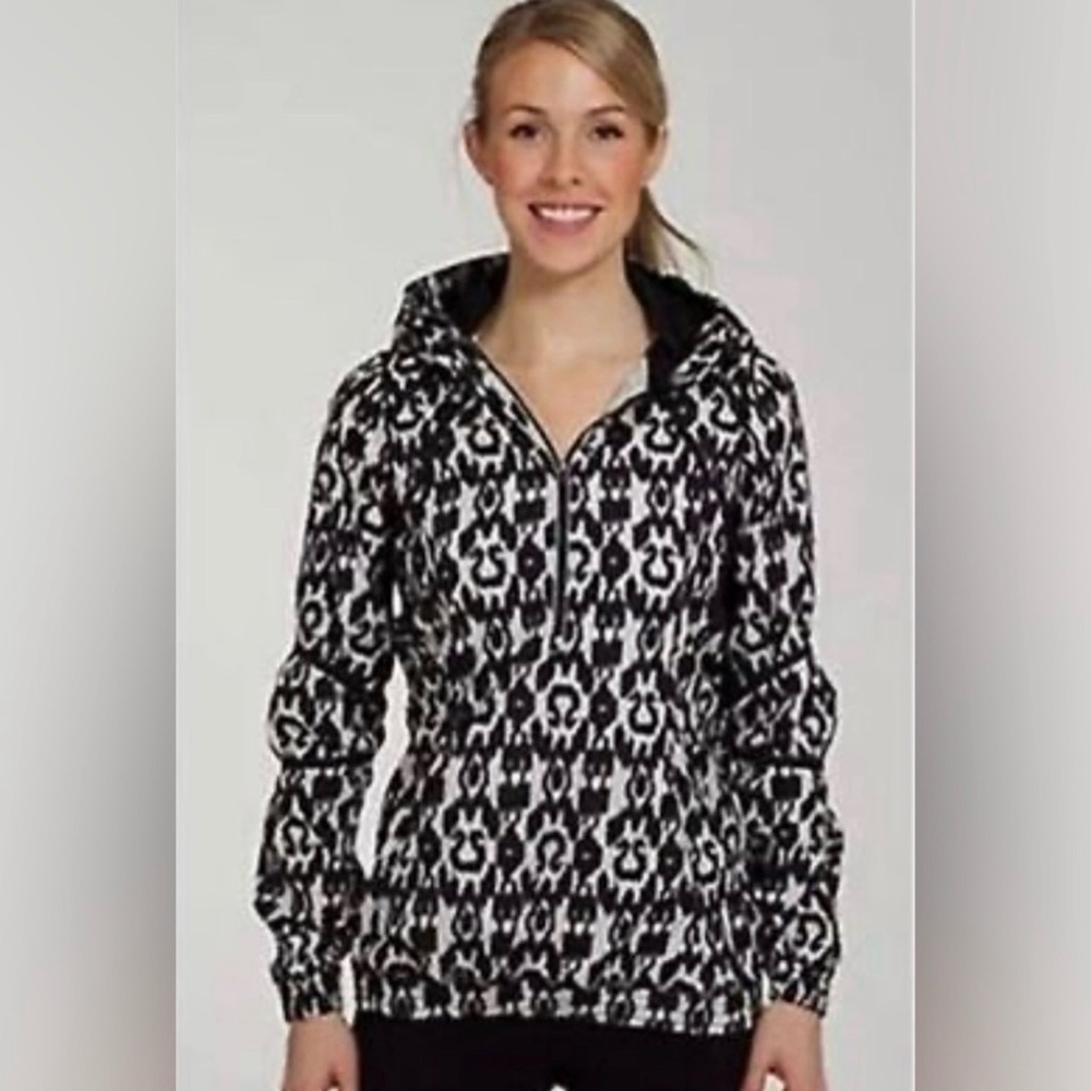 Lululemon Ikat Willpower Windbreaker Half Zip Pullover Black White M